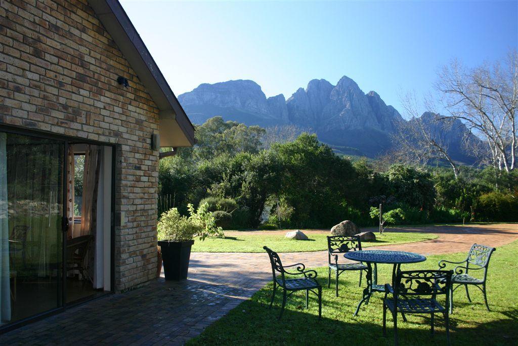 Kierie Kwaak Self Catering Stellenbosch Exterior foto